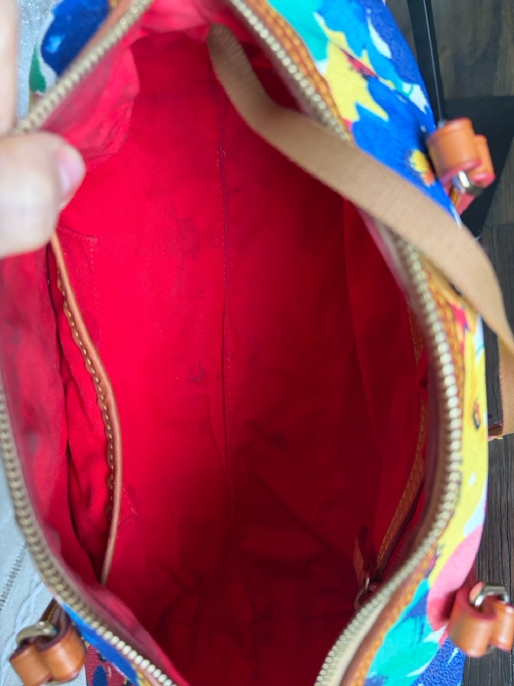 Dooney & Bourke Watercolor floral Barrel Bag๐๐โค๏ธ - Picture 6 of 16